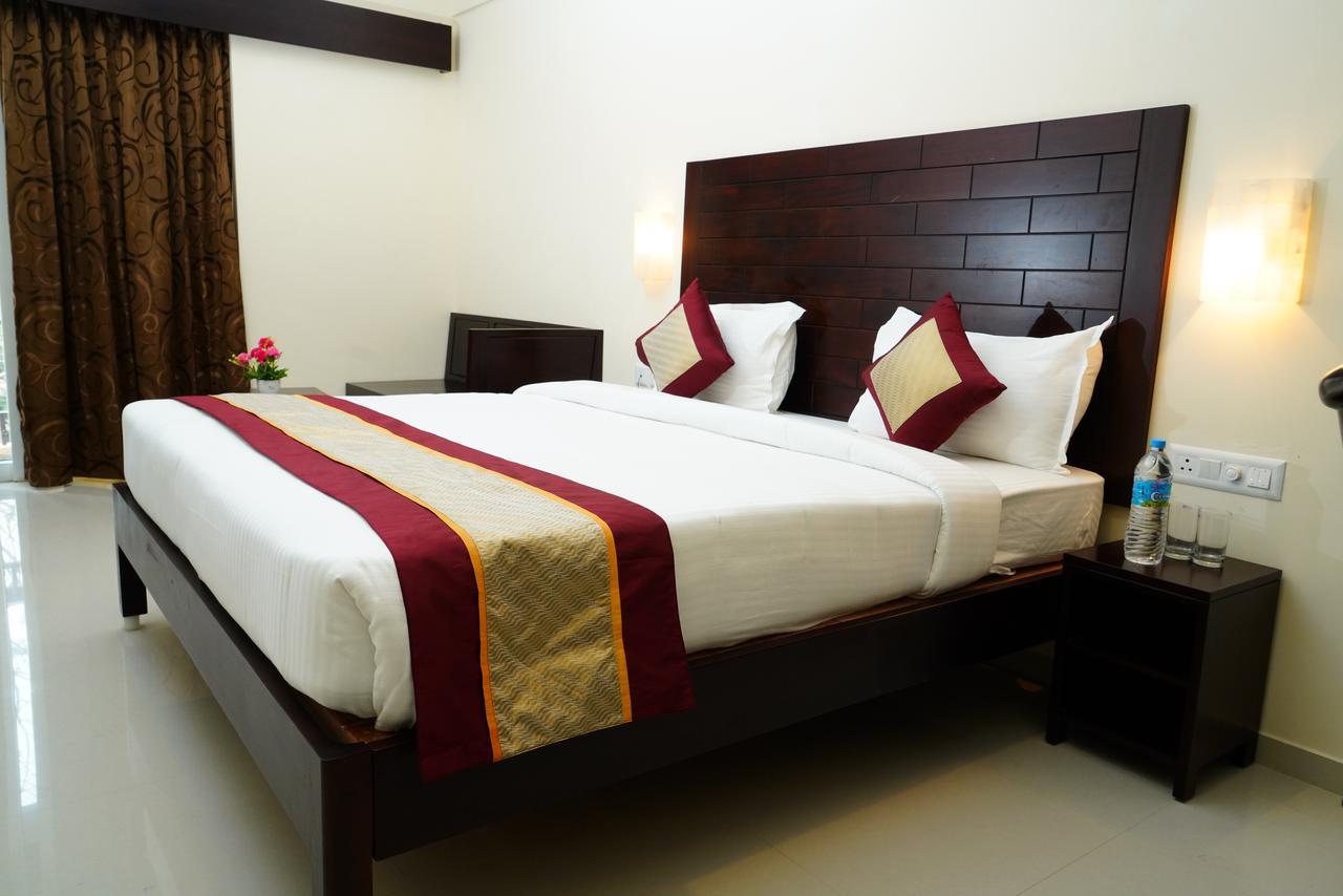 Five Falls Resort Kuttalam  Luaran gambar