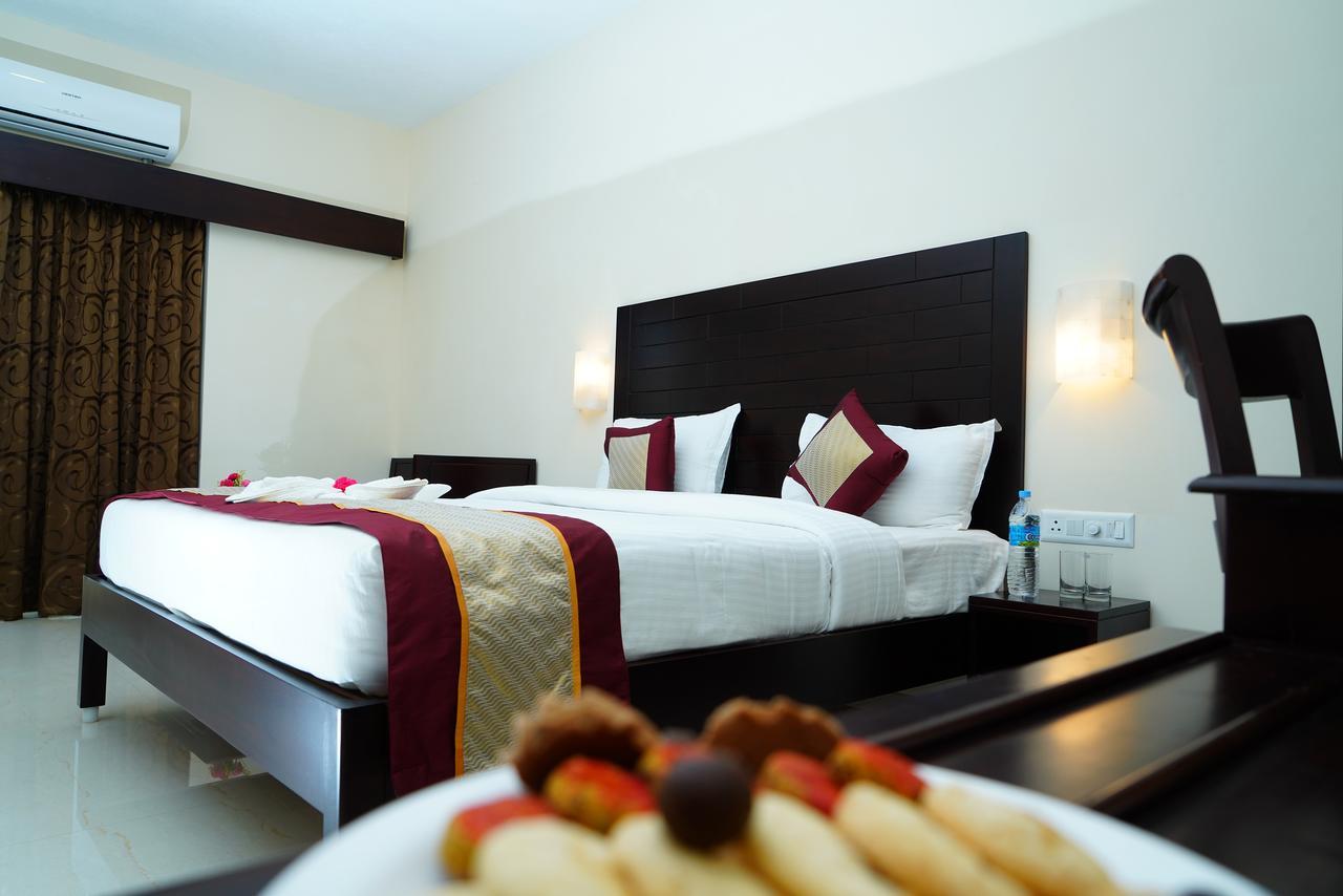 Five Falls Resort Kuttalam  Luaran gambar