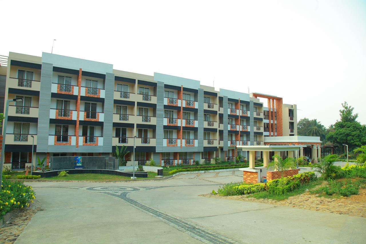 Five Falls Resort Kuttalam  Luaran gambar