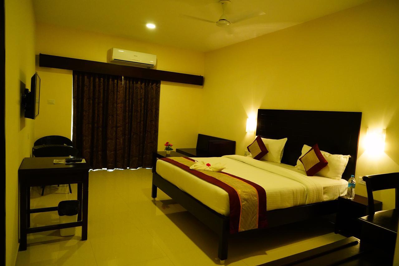 Five Falls Resort Kuttalam  Luaran gambar