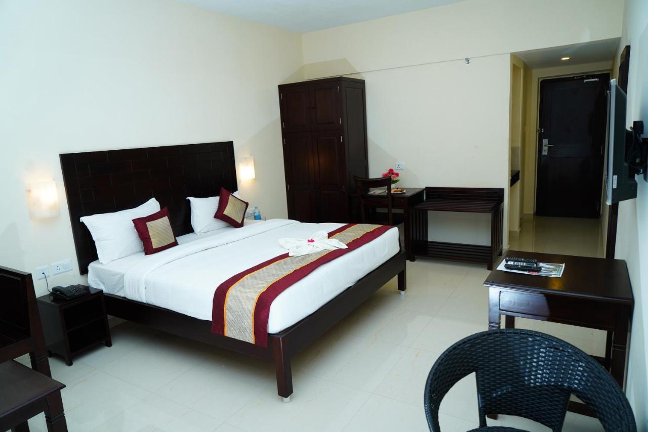 Five Falls Resort Kuttalam  Luaran gambar