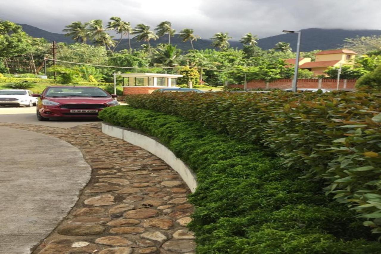 Five Falls Resort Kuttalam  Luaran gambar